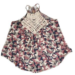 Camouflage tank with lace